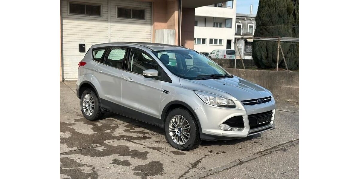 Ford Kuga 142.000 km 8.900 &euro; Augsburg 86179