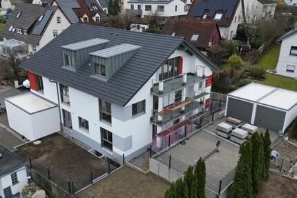 Neubau ! Helle 3,5 - Zimmer Dachgeschoßwohnung, große Terrasse mit Panoramablick, KfW55 3 zimmer