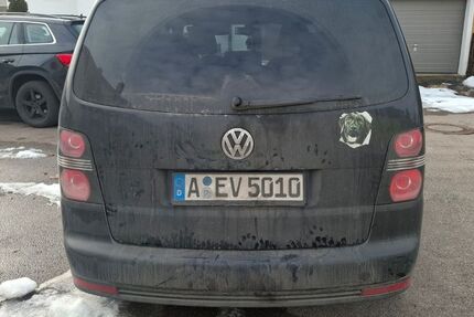VW Touran 317.000 km 1.600 &euro; Augsburg 86165