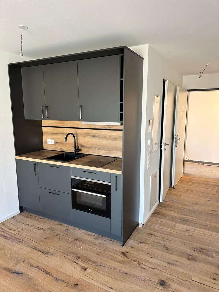 Wohnung zum Mieten in Augsburg 570 € 24.5 m²