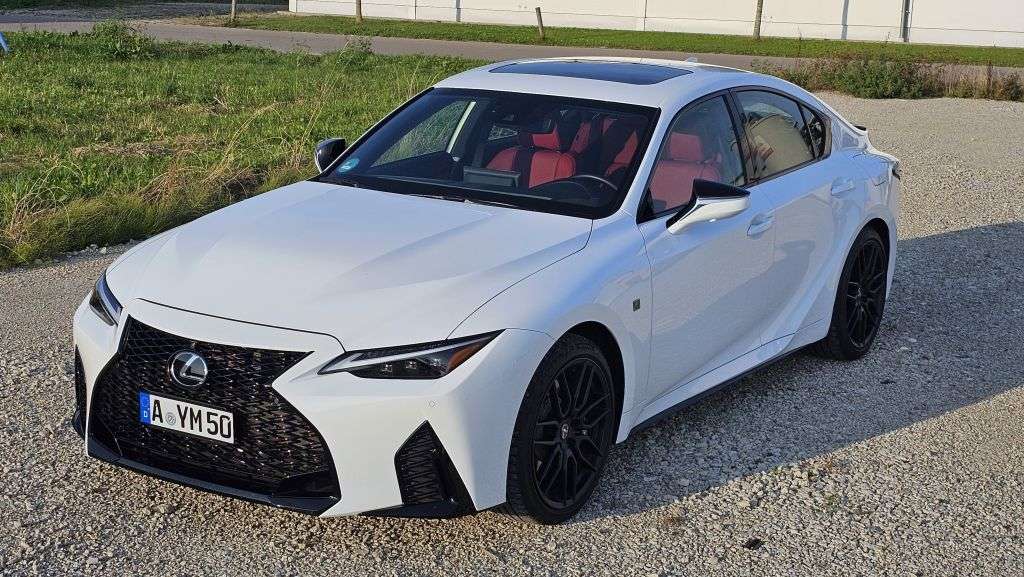 Lexus IS F 24.800 km 72.980 &euro; Stadtbergen 86391