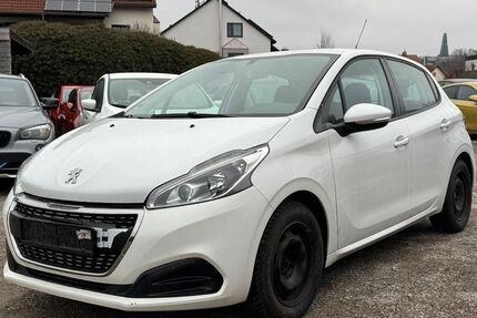 Peugeot 208 124.589 km 4.300 &euro; Friedberg 86316