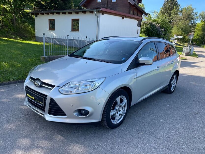 Ford Focus 99.526 km 5.999 € Winterbach bei Günzburg 89368