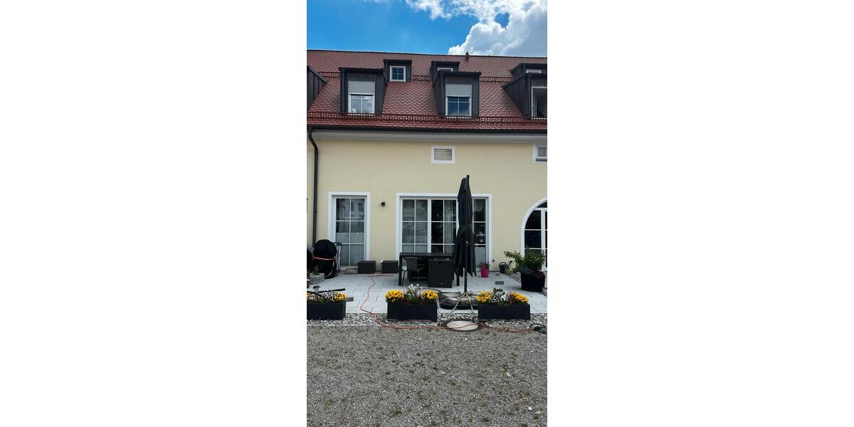 Etagenwohnung Adelzhausen - 5 Zimmer, 151 m&sup2;, 2.000&euro; | Angebot:26682590
