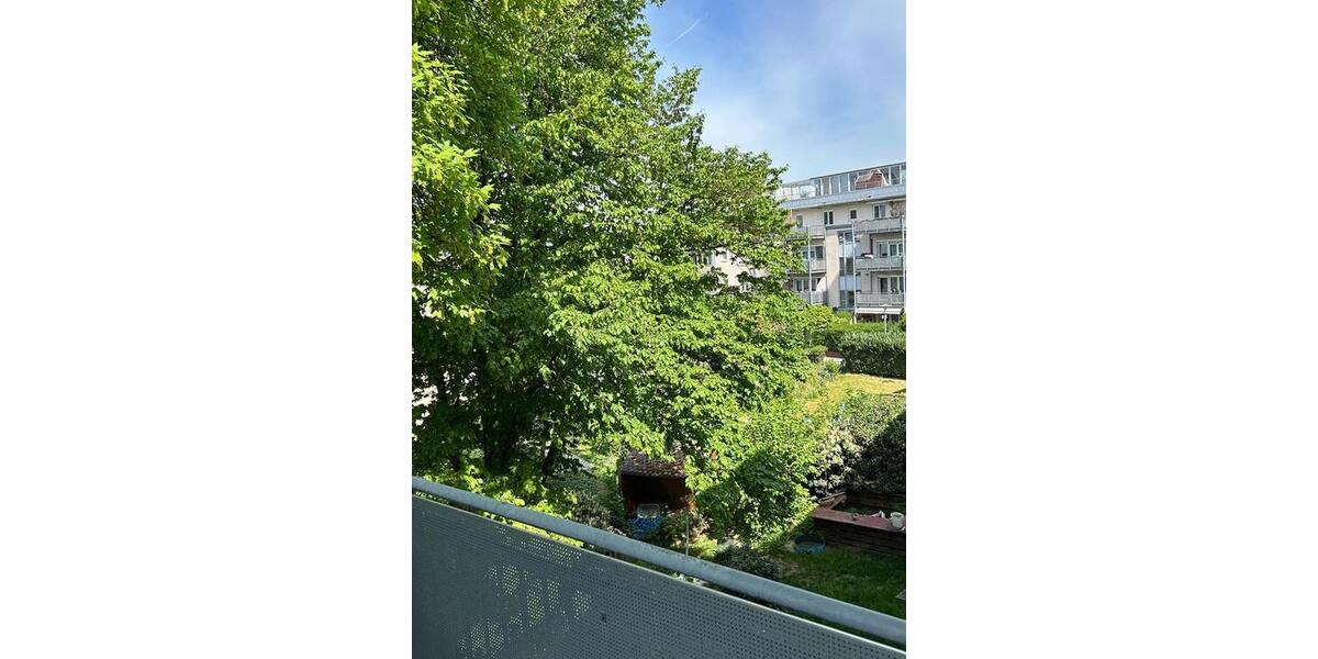 Etagenwohnung Augsburg Bärenkeller - 3 Zimmer, 86 m&sup2;, 1.350&euro; | Angebot:26582347