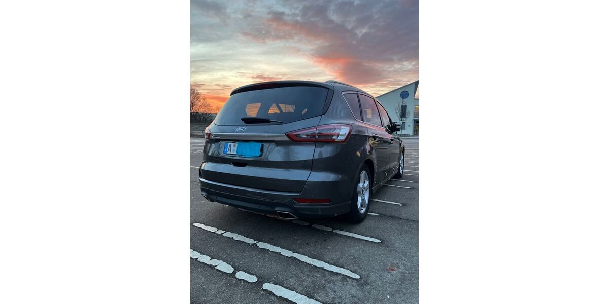 Ford S-Max 107.000 km 17.700 &euro; Augsburg 86156