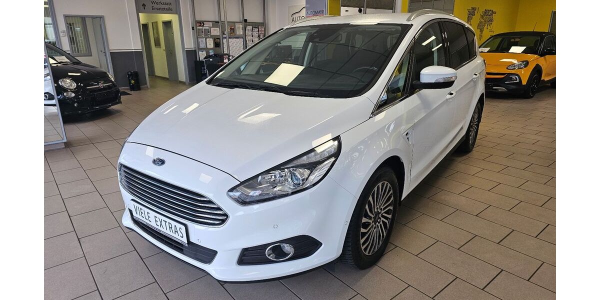 Ford S-Max 119.950 km 17.980 € Augsburg 86156