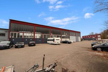 Halle in Augsburg Lechhausen 1.998.000 € 1400 m² zimmer