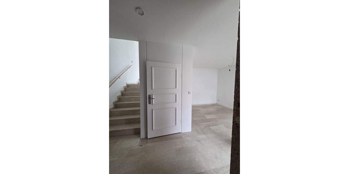 Reihenmittelhaus Augsburg Lechhausen - 5 Zimmer, 125 m&sup2;, 668.000&euro; | Angebot:24640926