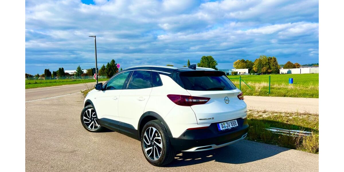 Opel Grandland (X) 122.000 km 16.500 &euro; Augsburg 86167