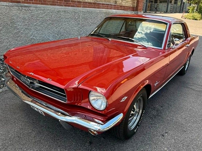 Ford Mustang 55.000 km 33.000 &euro; Augsburg 86179