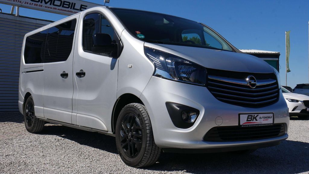 Opel Vivaro 148.900 km 17.390 &euro; Königsbrunn 86343