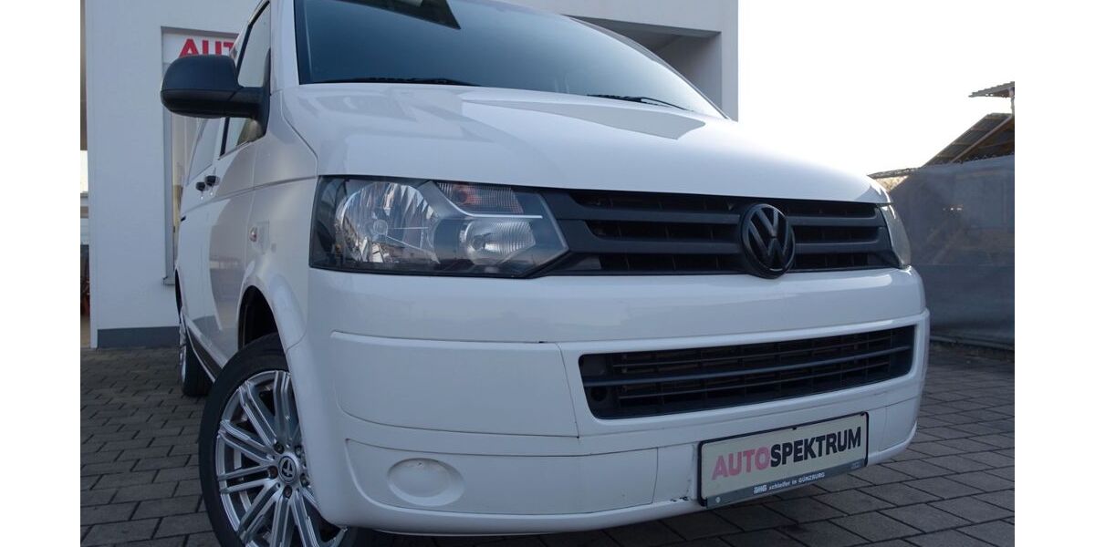 VW T5 Transporter 200.000 km 11.890 € Königsbrunn 86343