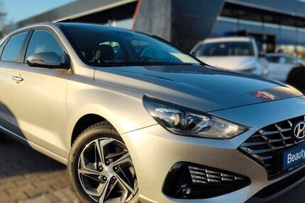 Hyundai i30 19.200 km 18.790 &euro; Königsbrunn 86343