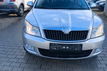 Skoda Octavia 263.000 km 2.690 &euro; Augsburg 86167
