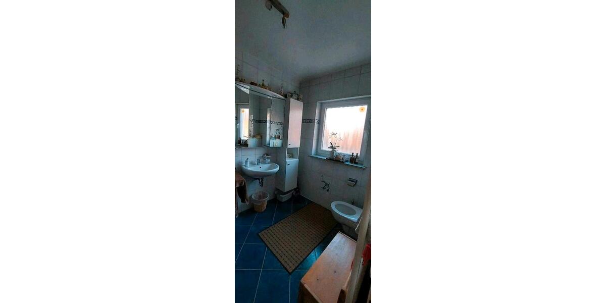 Einfamilienhaus Kissing - 7 Zimmer, 183 m&sup2;, 690.000&euro; | Angebot:26656527