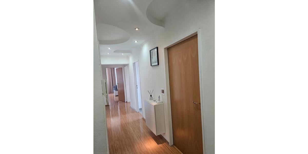 Etagenwohnung Augsburg Universitätsviertel - 3 Zimmer, 89 m&sup2;, 1.600&euro; | Angebot:26197694