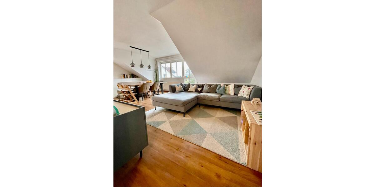 Dachgeschoßwohnung Langweid am Lech - 4 Zimmer, 100 m&sup2;, 385.000&euro; | Angebot:24984713