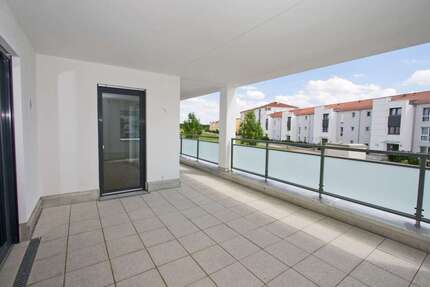 Wohnung Augsburg-Göggingen Göggingen - 3 Zimmer, 140 m&sup2;, 1.750&euro; | Angebot:26914120