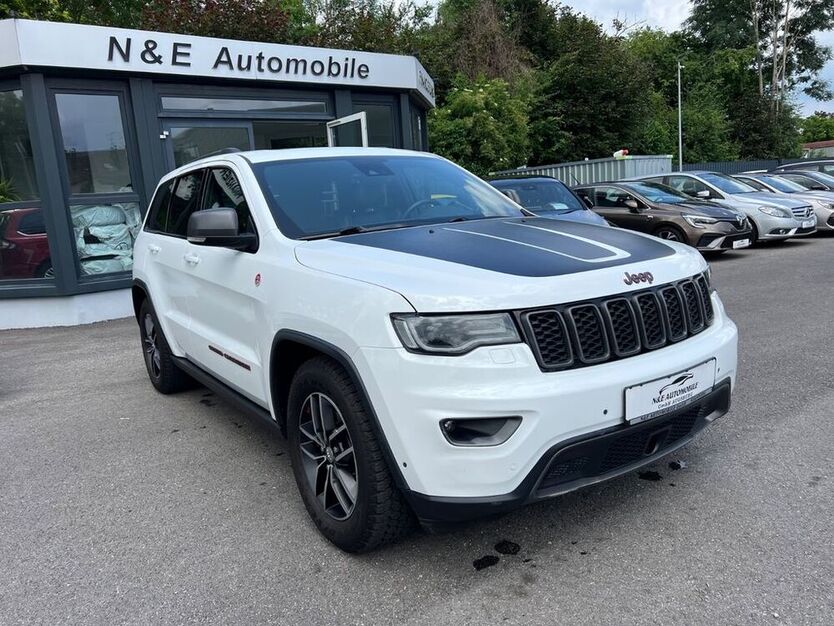 Grand Cherokee