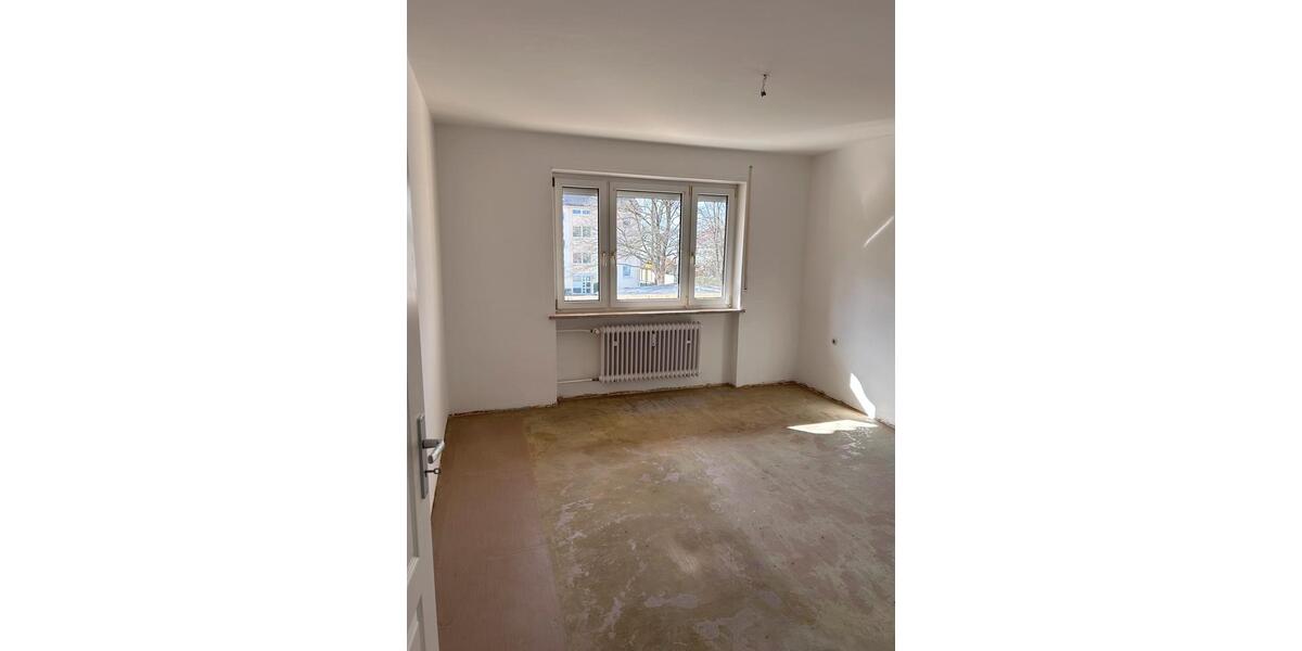Etagenwohnung Augsburg Haunstetten-Siebenbrunn - 2 Zimmer, 62 m&sup2;, 160.000&euro; | Angebot:26025358