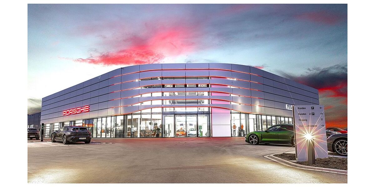 Porsche Macan 18.400 km 98.900 &euro; Gersthofen 86368