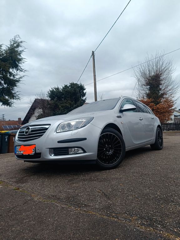 Opel Insignia 105.000 km 8.600 € Dasing 86453