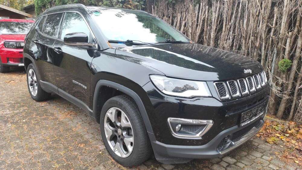 Jeep Compass 182.500 km 12.450 € BATZENHOFEN-GERSTHOF. 86368