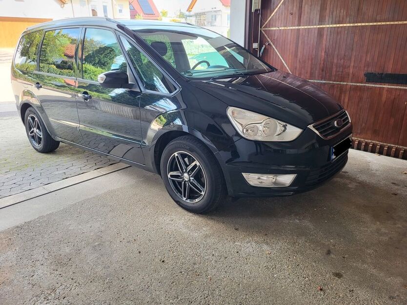 Ford Galaxy 208.000 km 6.700 € Winterbach 89368