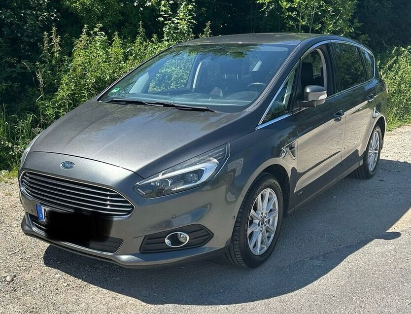 S-Max
