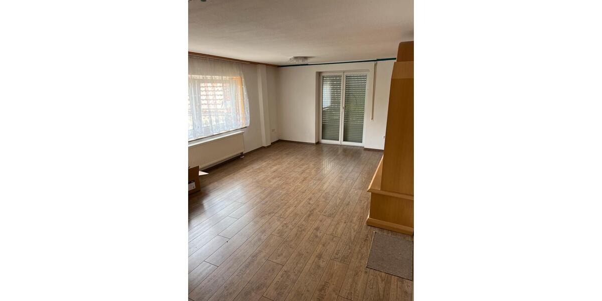 Etagenwohnung Fischach - 4 Zimmer, 95 m&sup2;, 1.100&euro; | Angebot:26638644