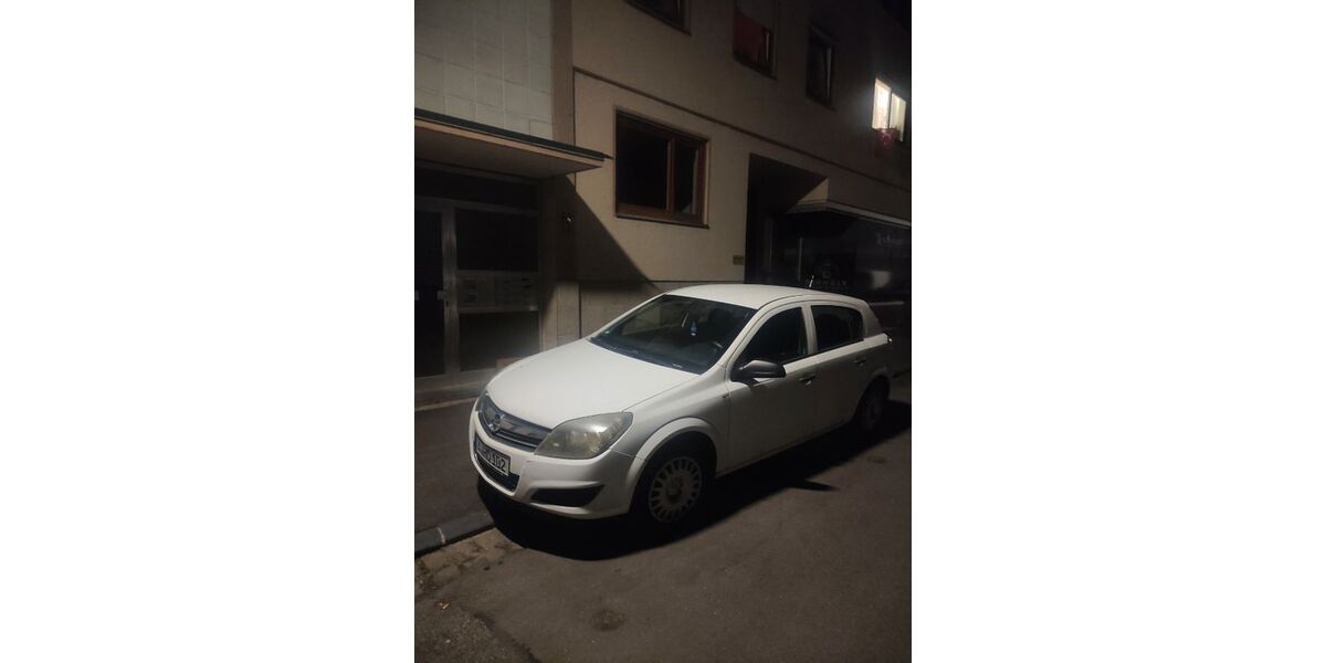 Opel Astra 154.000 km 2.999 &euro; Augsburg 86165