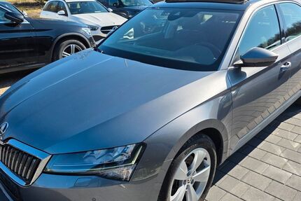 Skoda Superb 174.825 km 19.780 &euro; Welden 86465