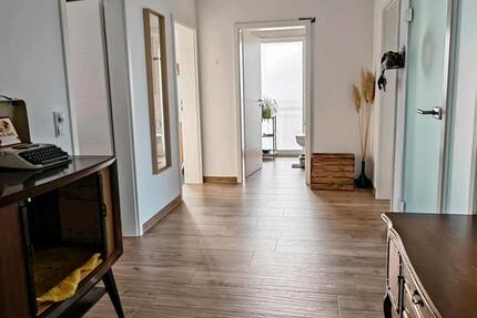 Wohnung Schiltberg - 3 Zimmer, 96 m&sup2;, 1.330&euro; | Angebot:25382313
