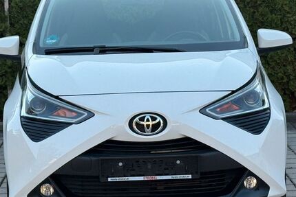 Toyota Aygo (X) 51.000 km 8.400 &euro; Kissing 86438