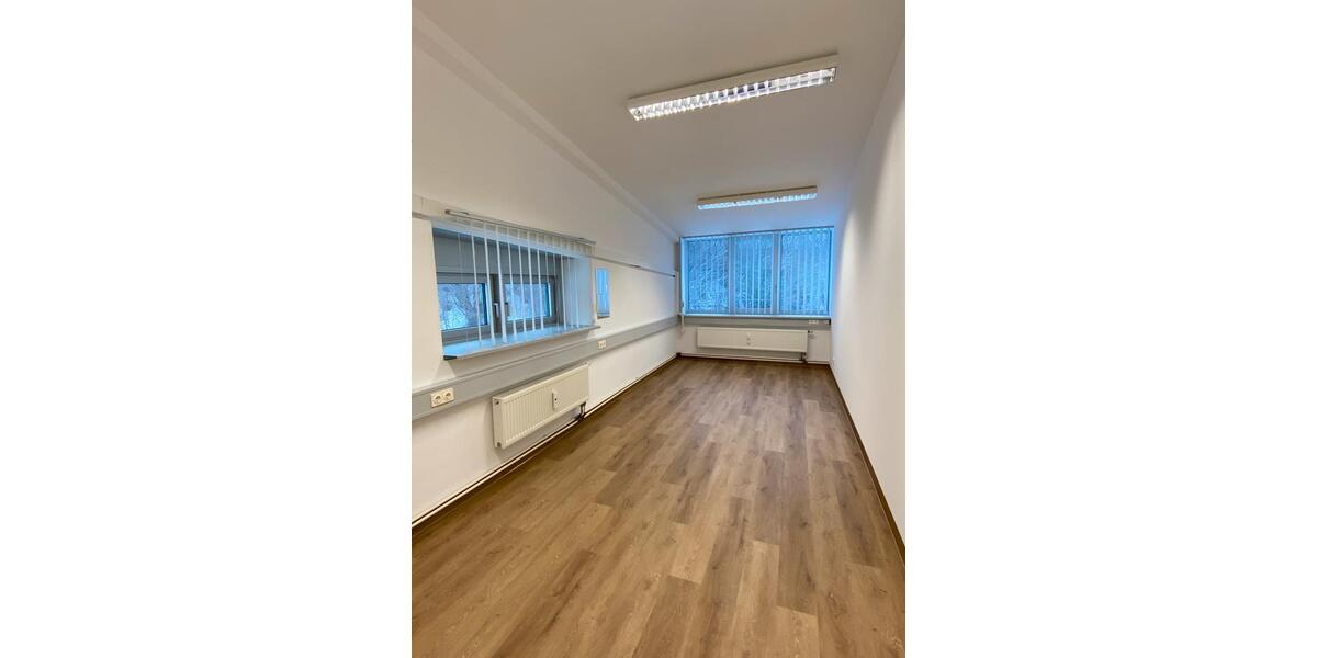 Gewerbeobjekt Adelsried - 350&euro; | Angebot:22939802