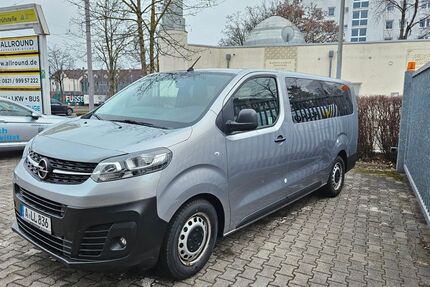 Opel Vivaro 142.737 km 17.980 &euro; Augsburg 86154