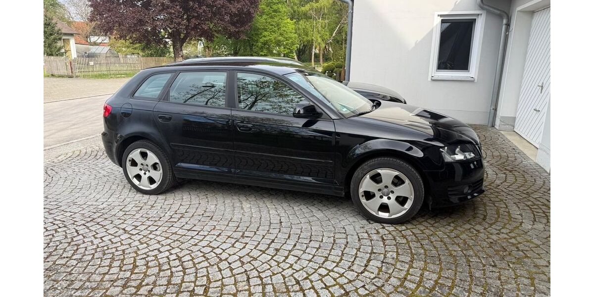 Audi A3 211.500 km 3.900 &euro; Oberottmarshausen 86507
