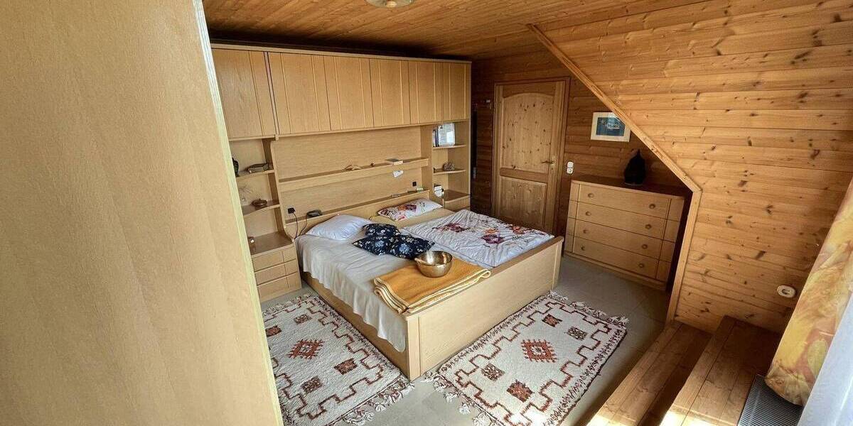 Einfamilienhaus Adelsried - 7 Zimmer, 230 m&sup2;, 749.000&euro; | Angebot:26657235