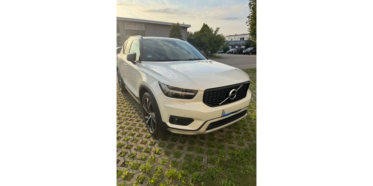 Volvo XC40 83.000 km 24.190 &euro; Stadtbergen 86391