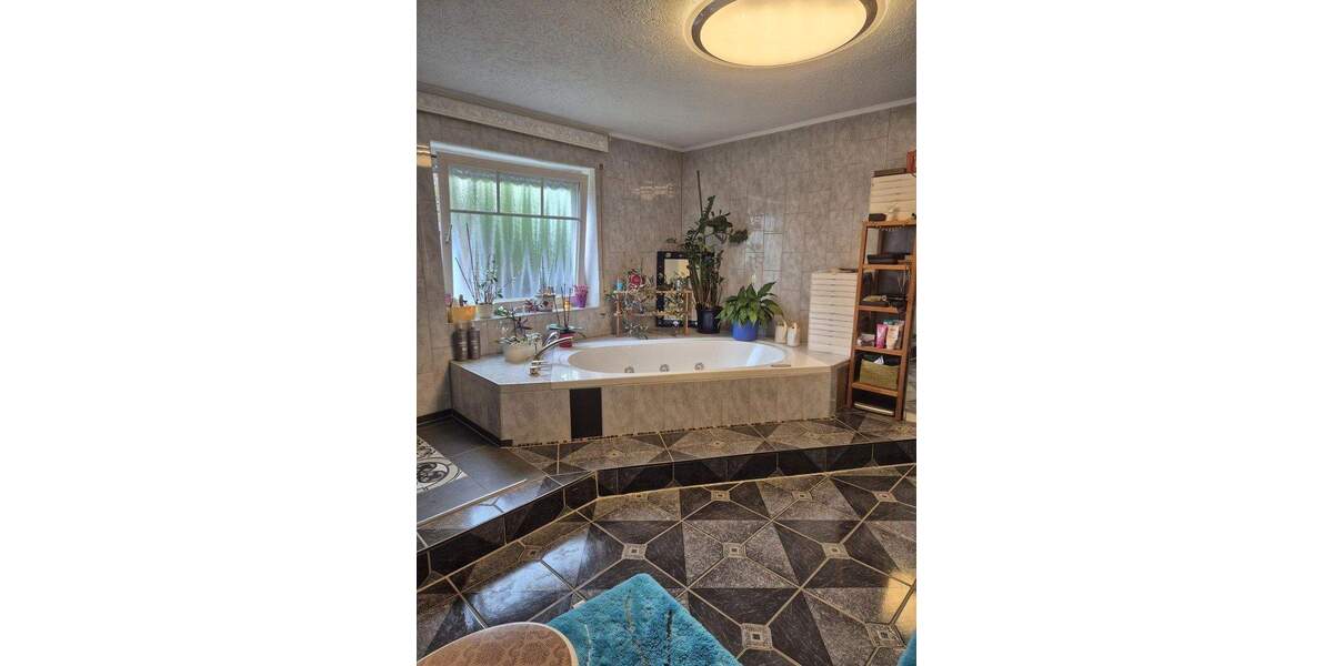 Einfamilienhaus Untermeitingen - 1 Zimmer, 253 m&sup2;, 869.000&euro; | Angebot:25733292