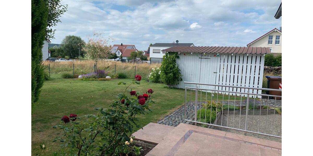 Doppelhaushälfte Wehringen - 6 Zimmer, 165 m&sup2;, 2.100&euro; | Angebot:26634665