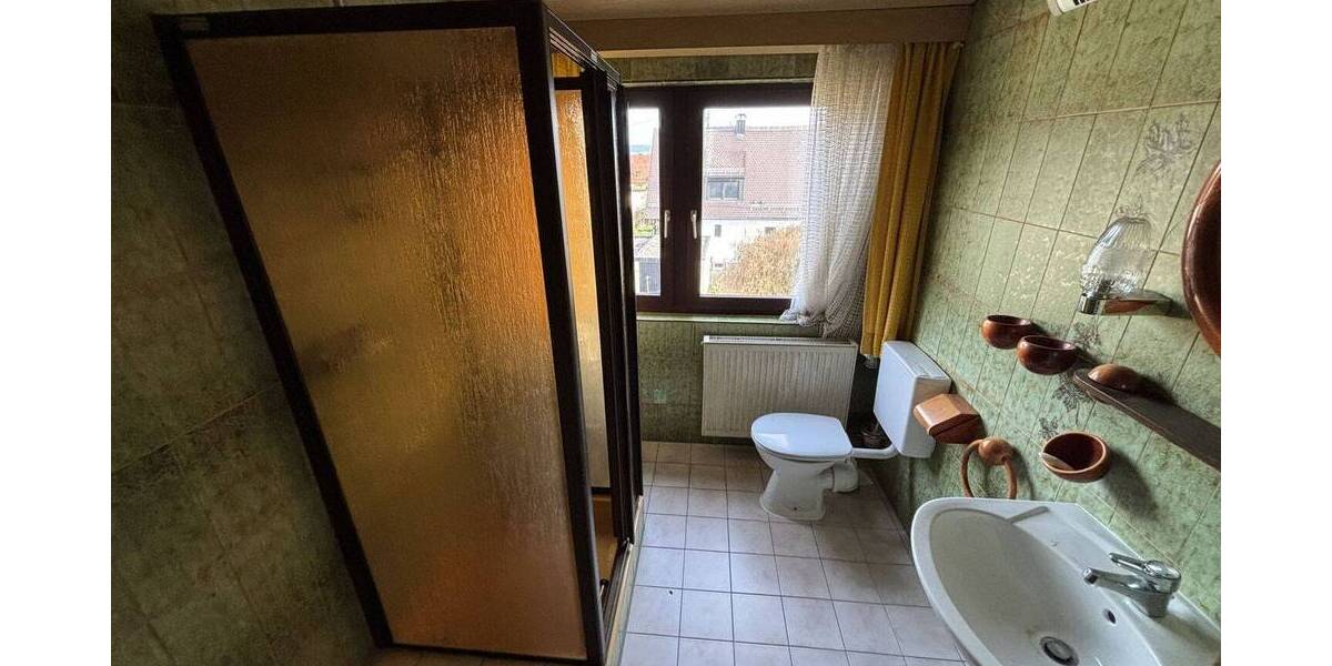 Einfamilienhaus Dinkelscherben - 8 Zimmer, 174 m&sup2;, 348.000&euro; | Angebot:26246184