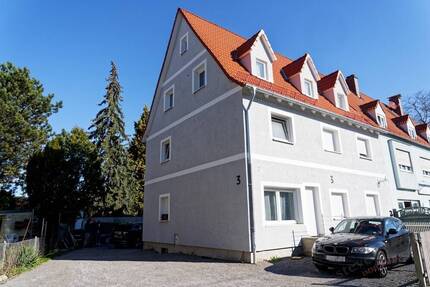 Haus Augsburg Lechhausen - 8 Zimmer, 175 m&sup2;, 699.000&euro; | Angebot:24025311
