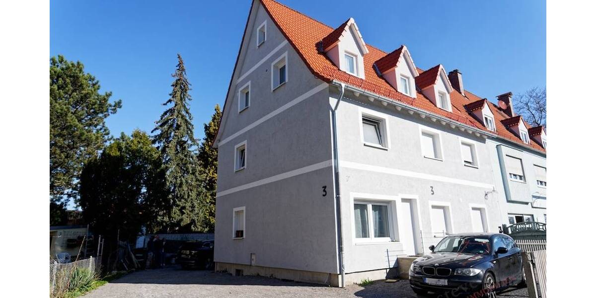 Mehrfamilienhaus mit Potenzial - 4 Wohneinheiten. 8 zimmer
