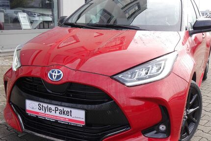 Toyota Yaris 16.705 km 20.999 € Königsbrunn / Augsburg 86343