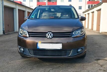VW Touran 197.000 km 4.900 &euro; Neusäß 86356