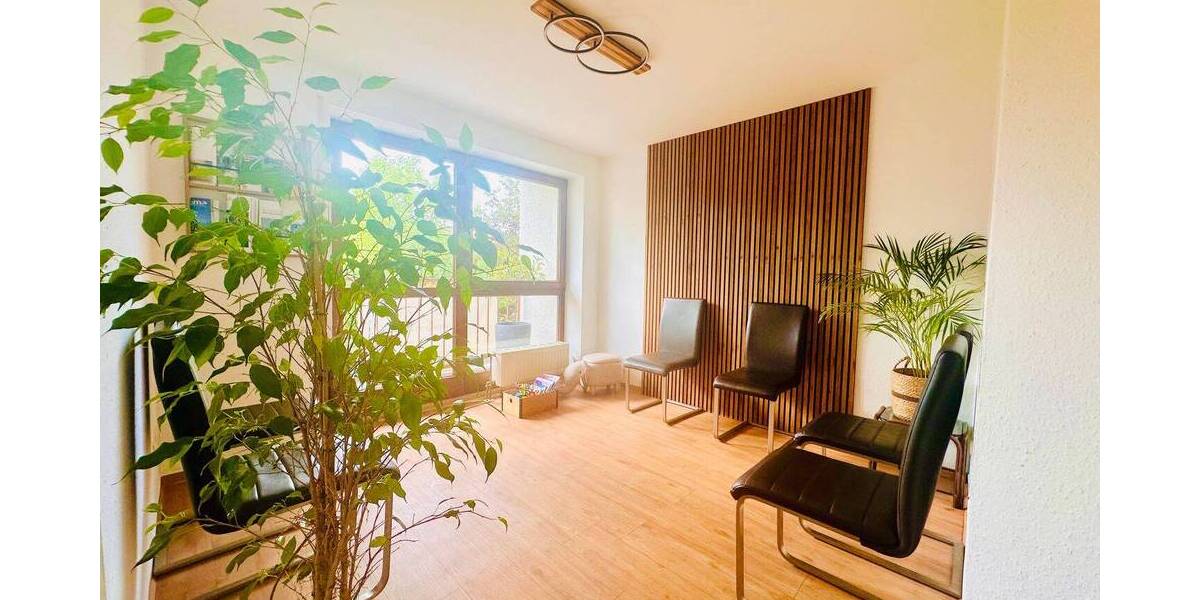 Gewerbeobjekt Königsbrunn - 8 Zimmer, 105 m&sup2;, 399.000&euro; | Angebot:26930907