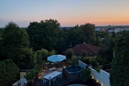 ÜBER DEN DÄCHERN VON AUGSBURG - TOP-VILLENANWESEN * POOL