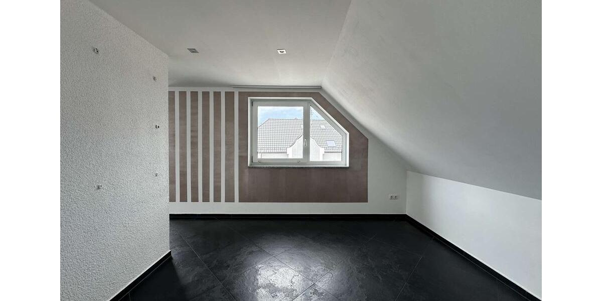 Maisonettenwohnung Friedberg - 4 Zimmer, 115 m&sup2;, 1.550&euro; | Angebot:26634327